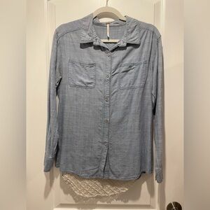 Free People Slubby Chambray Lace Back trip shirt size S